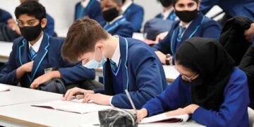 Indian diaspora has the highest education level