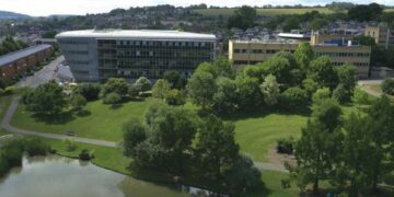 How to prepare for a student life in a university in the UK