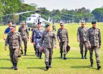 All eyes on Eastern Front