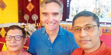 Alex Ellis at a Durga Puja pandal