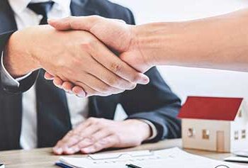 UAE cuts home loan requirements