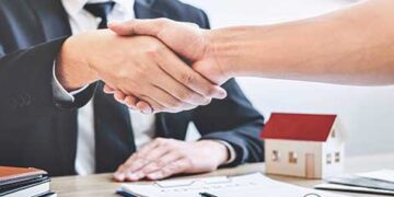 UAE cuts home loan requirements