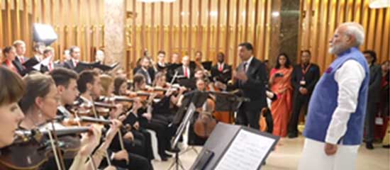 Austrian artists welcome PM Modi