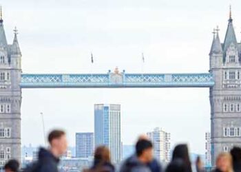 England to curb inflation